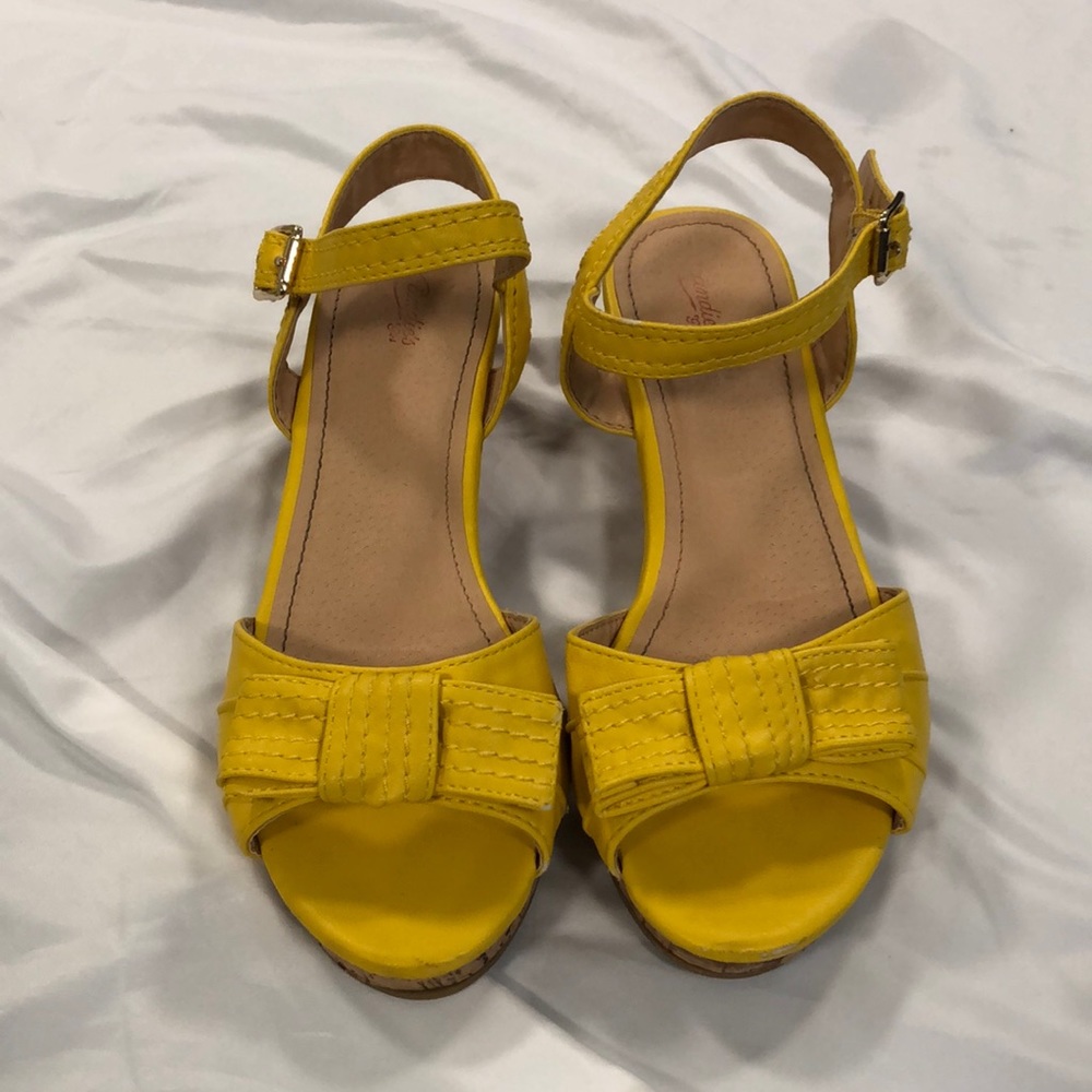 Yellow Dress shoes